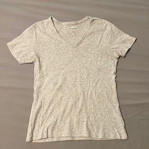 Lands’ End v-neck T-shirt